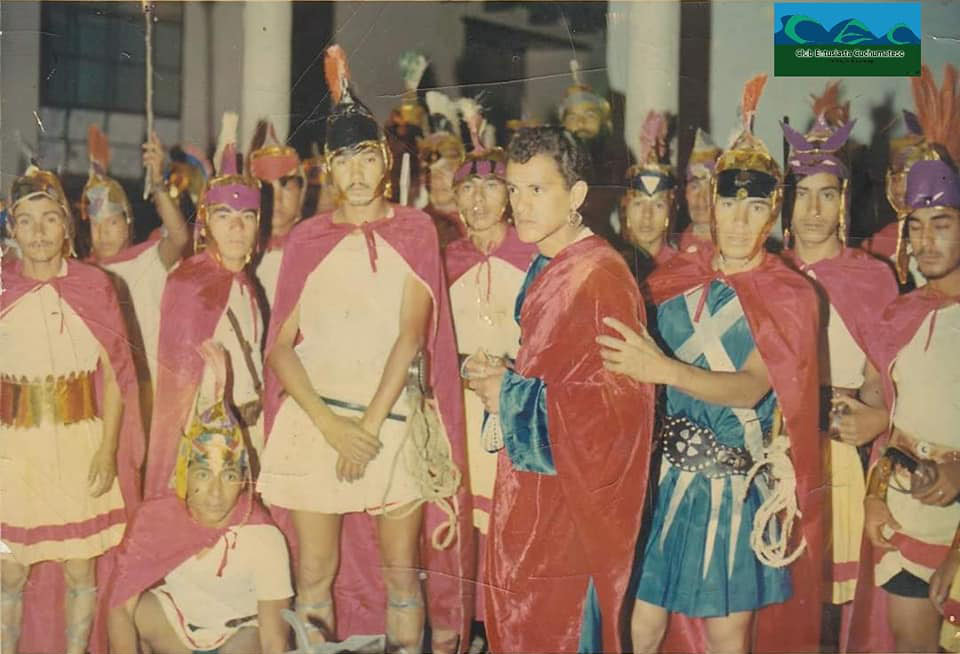 Judas recibiendo su paga.